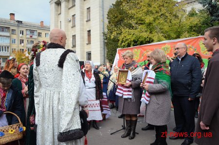 В Житомирі вдруге провели Покровське весілля