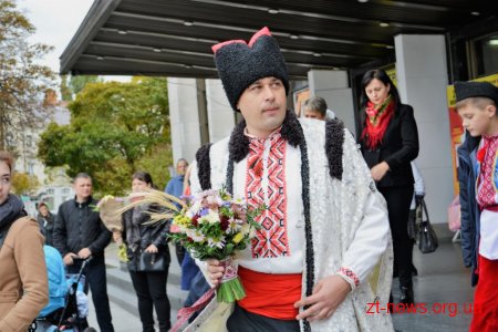В Житомирі вдруге провели Покровське весілля