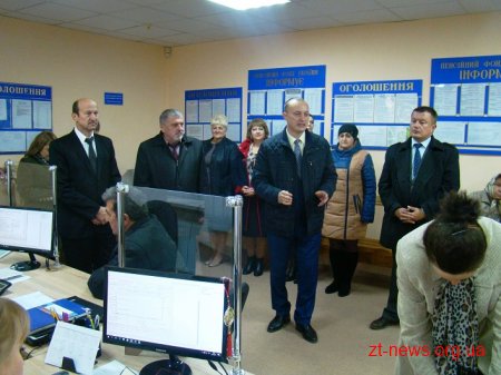 В Овруцькому районі відкрили сучасний фронт-офіс для обслуговування пенсіонерів