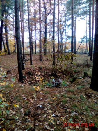У Житомирському районі поліцейські знешкодили сховок з піротехнікою У Житомирському районі поліцейські знешкодили сховок з піротехнікою