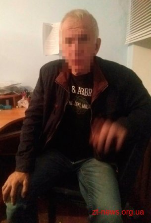 Поліцейські затримали шахрая, який брав гроші за виготовлення дверей та зникав