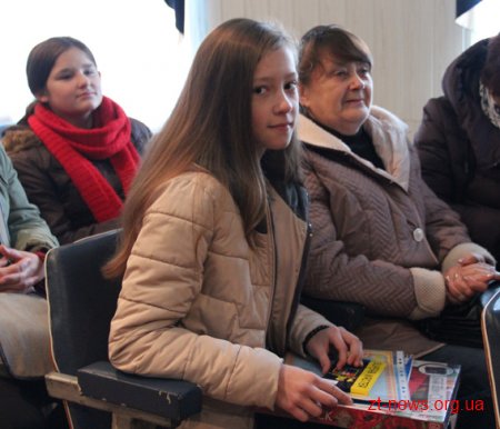 Поліцейські охорони нагородили переможців творчого конкурсу