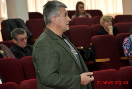 У Житомирі публічно обговорили шляхи втілення медичної реформи у життя