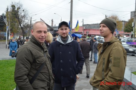 У Житомирі відкрили перший в Україні пам’ятник Олегу Ольжичу