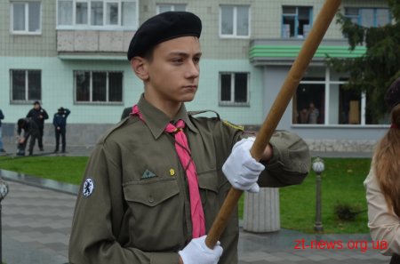 У Житомирі відкрили перший в Україні пам’ятник Олегу Ольжичу