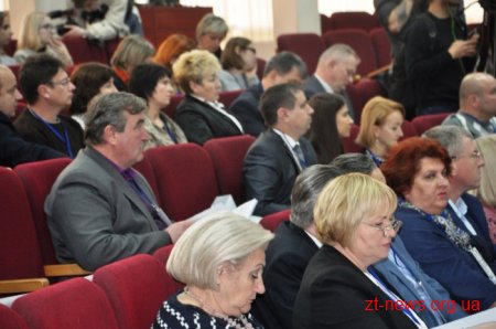 На Житомирщині до 2025 року усіх дітей з інтернатів збираються влаштувати в сімейні форми виховання