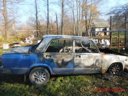 У Коростені згоріло два автомобілі