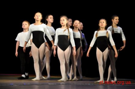 Учасники з 5 країн світу розпочали змагання у Міжнародному Хореографічному конкурсі