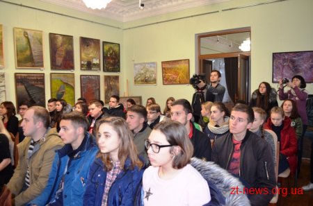 У Житомирі студенти та науковці спілкувалися про депортацію українського населення у 1947 році