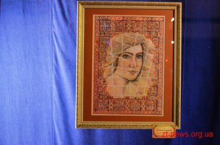 У Музеї космонавтики відбулося відкриття виставки Артура Хачатряна «Космічна Одіссея»