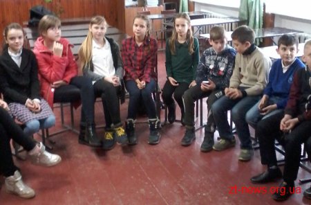 На Житомирщині за грантові кошти від ОДА дітей-аутистів вчать вибудовувати «містки» спілкування