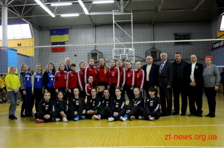 У Коростені відбувся волейбольний турнір на кубок олімпійського чемпіона Володимира Іванова