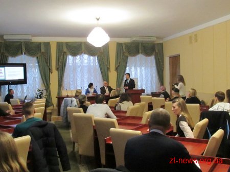 У Житомирі підприємців та студентів навчали розвивати малий і середній бізнес