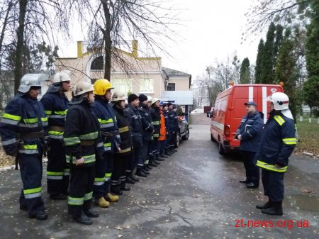 В Житомирі рятувальники збирали розілляту у навчальному закладі ртуть