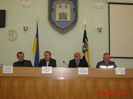 В Житомирі рятувальники збирали розілляту у навчальному закладі ртуть