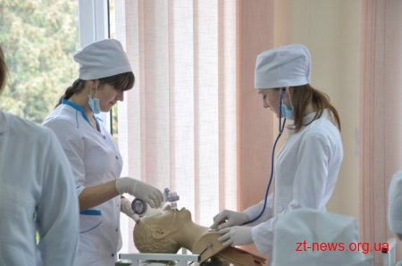 У Житомирі на базі інституту медсестринства створили новий навчальний заклад