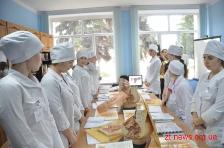 У Житомирі на базі інституту медсестринства створили новий навчальний заклад