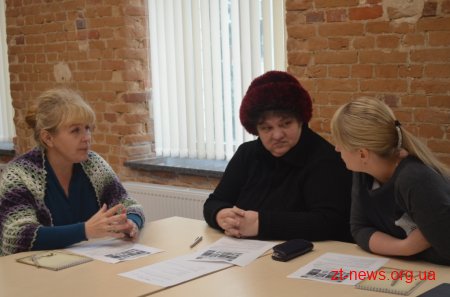 У Житомирі обговорили можливості створення умов для розвитку народних промислів