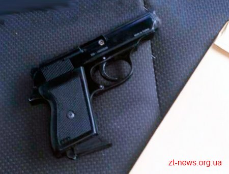 На в’їзді у Житомир затримали 3 чоловіків, які напали на приватного підприємця у Любарі