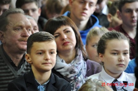 VIII фестиваль "Сонячні кларнети" відкрили гімном України у виконанні духового оркестру