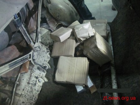 Фрези для обробки деревини виявили прикордонники в пункті пропуску «Виступовичі»
