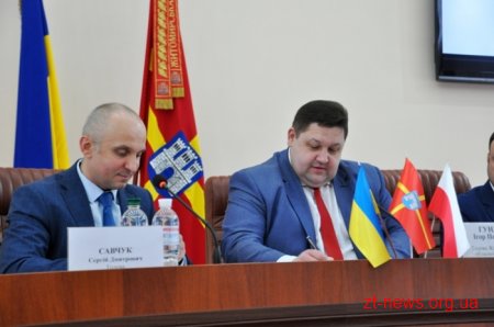 Ігор Гундич підписав меморандум з Держенергоефективністю про енергоменеджмент