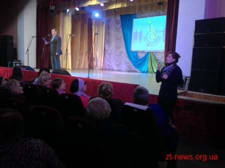 У переддень Міжнародного дня людей з інвалідністю "особливі" жителі Житомира презентували свої творчі доробки