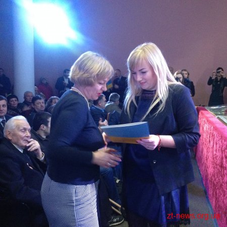 У переддень Міжнародного дня людей з інвалідністю "особливі" жителі Житомира презентували свої творчі доробки