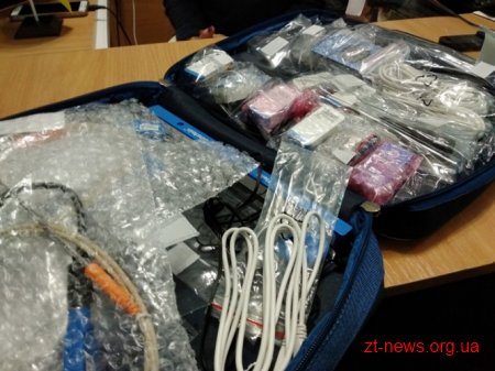У Житомирі вчителів навчають користуватися новим обладнанням