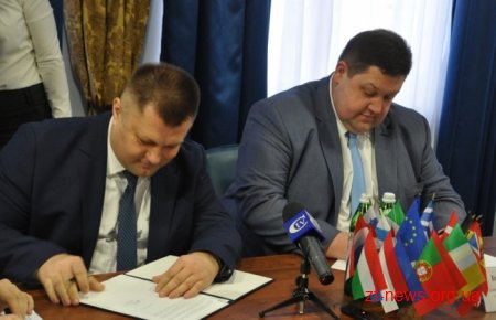 Ігор Гундич підписав чотири меморандуми про співпрацю з інвесторами