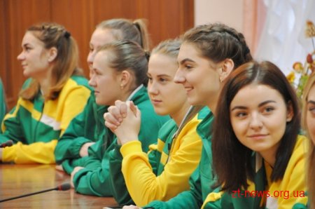 У Житомирі представили жіночу волейбольну команду "Полісся"