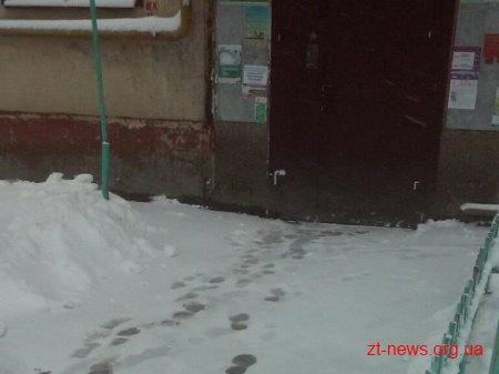 ОСББ у місті Житомирі продемонстрували свою готовність до прибирання прибудинкових територій