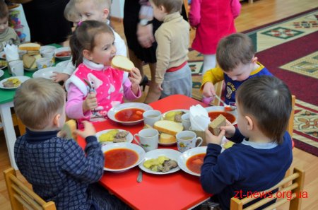 У дитячих садочках Житомира нове меню харчування