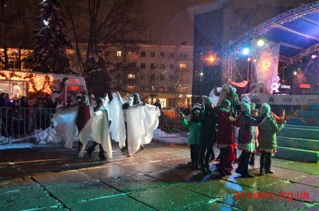 Поблизу головної ялинки міста відбувся святковий концерт "Житомир Різдвяний"