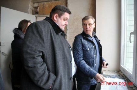 Ігор Гундич перевірив, як у селі відбудовується одна з майбутніх кращих шкіл області