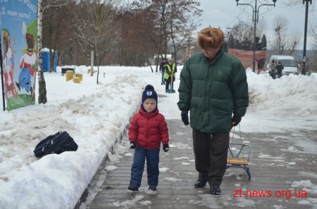 У мікрорайоні Маликова відбулося новорічне свято для дітей