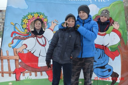 У мікрорайоні Маликова відбулося новорічне свято для дітей