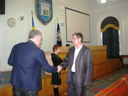 Матвій Хренов вручив премії міського голови педагогам та учням шкіл