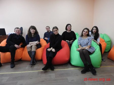У Високівській ОТГ побудували мережу сучасних зупинок та кабінети онлайн комунікації