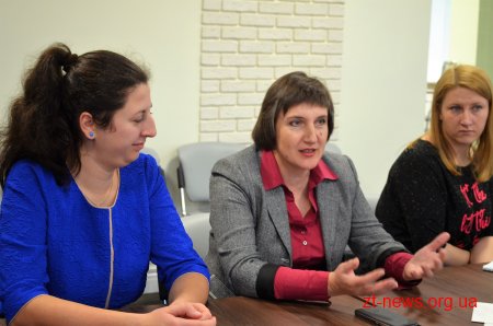 У Житомирі презентували результати ґендерного моніторингу виборів до ОТГ