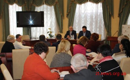 У Житомирській ОДА напрацьовували шляхи передачі нерухомого майна ПТНЗ області до комунальної власності