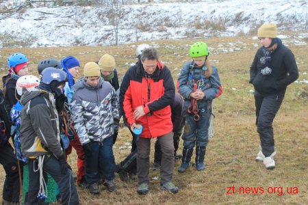 Житомирські школярі взяли участь в змаганнях «Пошуково-рятувальні роботи в зимових умовах»