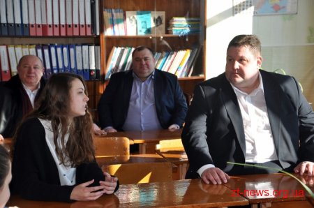 Ігор Гундич відвідав Радомишльську гімназію
