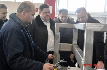 На Житомирщині виготовляють комплектуючі для виробництва найвідоміших у світі шоколадних цукерок