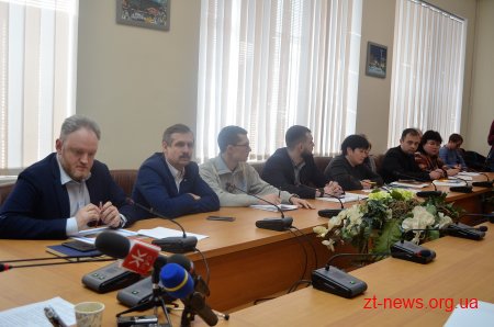Житомирський міський голова Сергій Сухомлин провів зустріч з головами ОТГ, районів та сіл прилеглих до міста