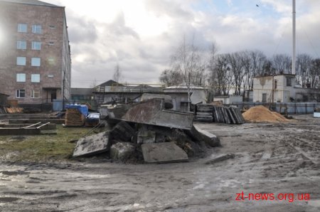 У Новограді-Волинському планують продовжити будівництво хірургічного корпусу