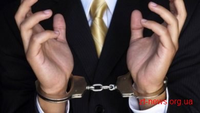 На Житомирщині чоловік під виглядом працівника СБУ продавав автомобілі На Житомирщині чоловік під виглядом працівника СБУ продавав автомобілі