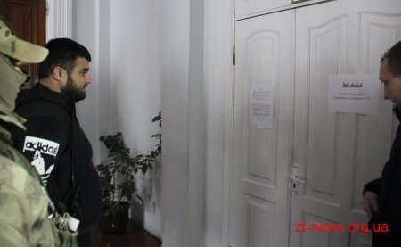 У Житомирі підозрюваному у вбивстві суд не обрав запобіжний захід