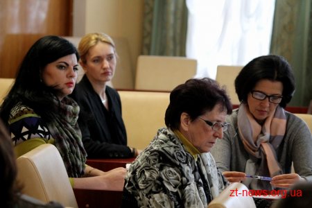 В обласній раді вирішували, що робити з недобудованими газо- та водопроводами