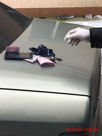 На Житомирщині на хабарі затримали керівника апарату суду
